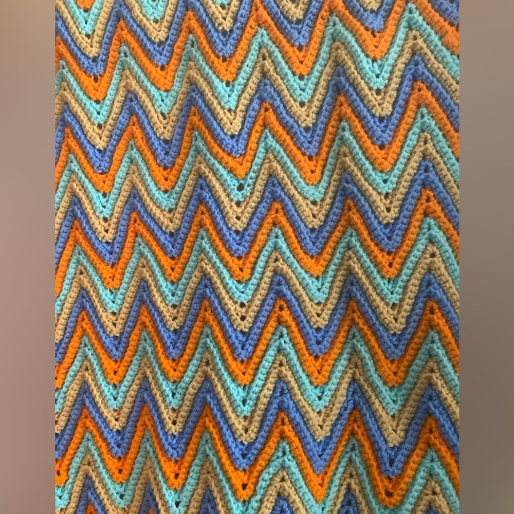 NEW Handmade Chevron Afghan Blanket Bright Colors Orange Light Blue Gold Yellow - Picture 2 of 4